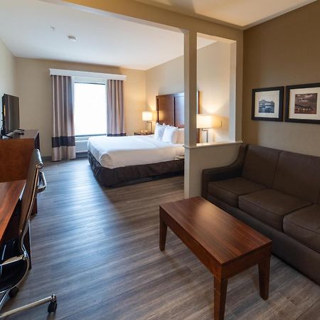 Отель Sonesta Essential - Baton Rouge Airport Экстерьер фото