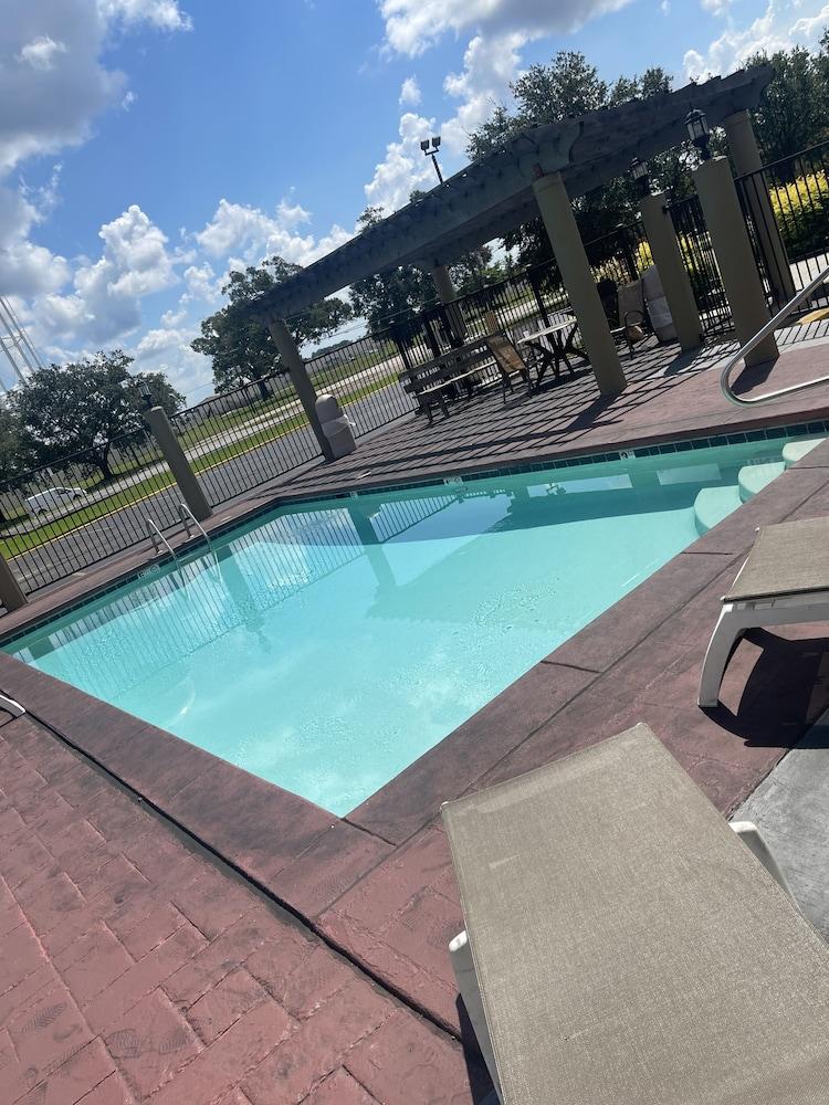 Отель Sonesta Essential - Baton Rouge Airport Экстерьер фото