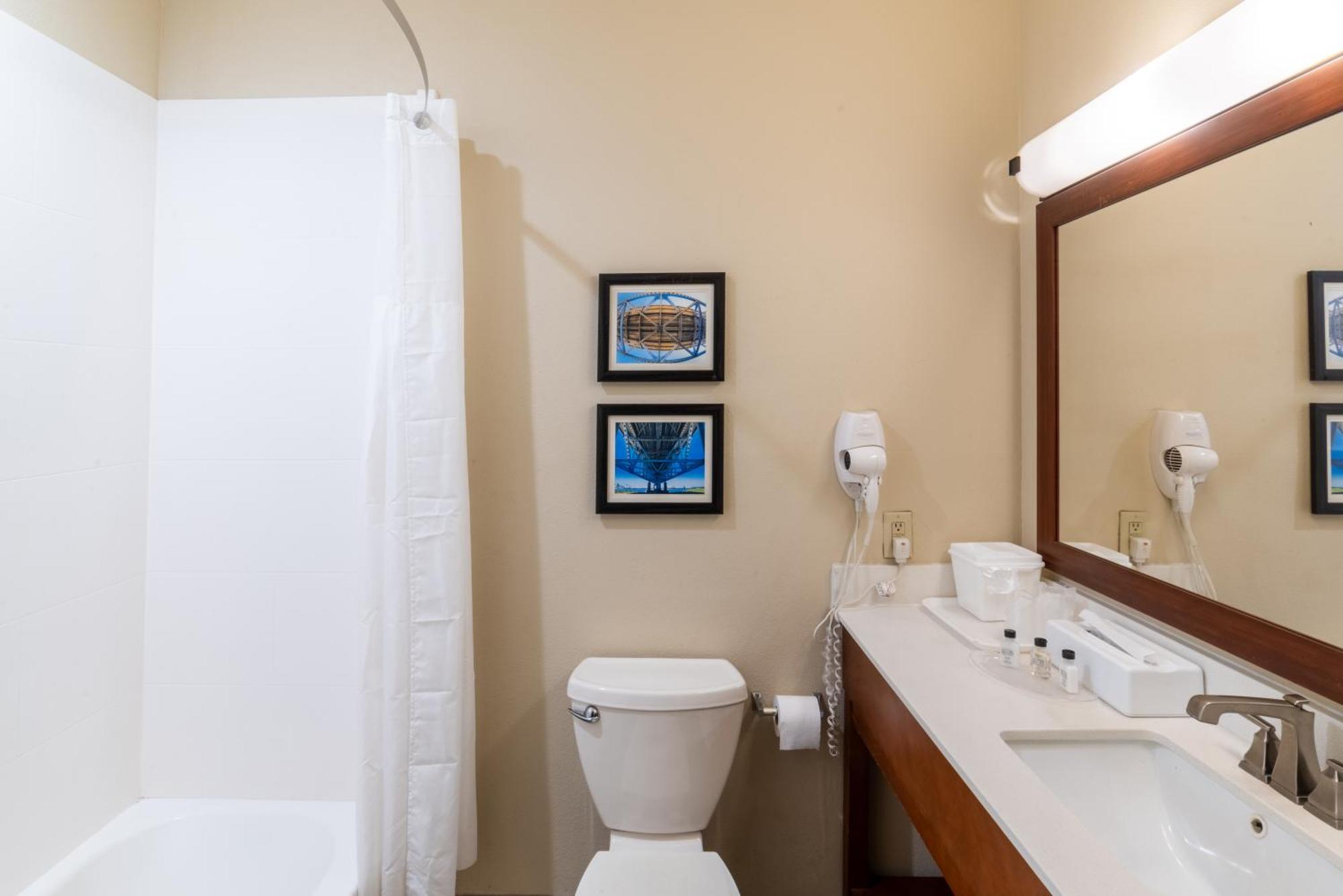 Отель Sonesta Essential - Baton Rouge Airport Экстерьер фото